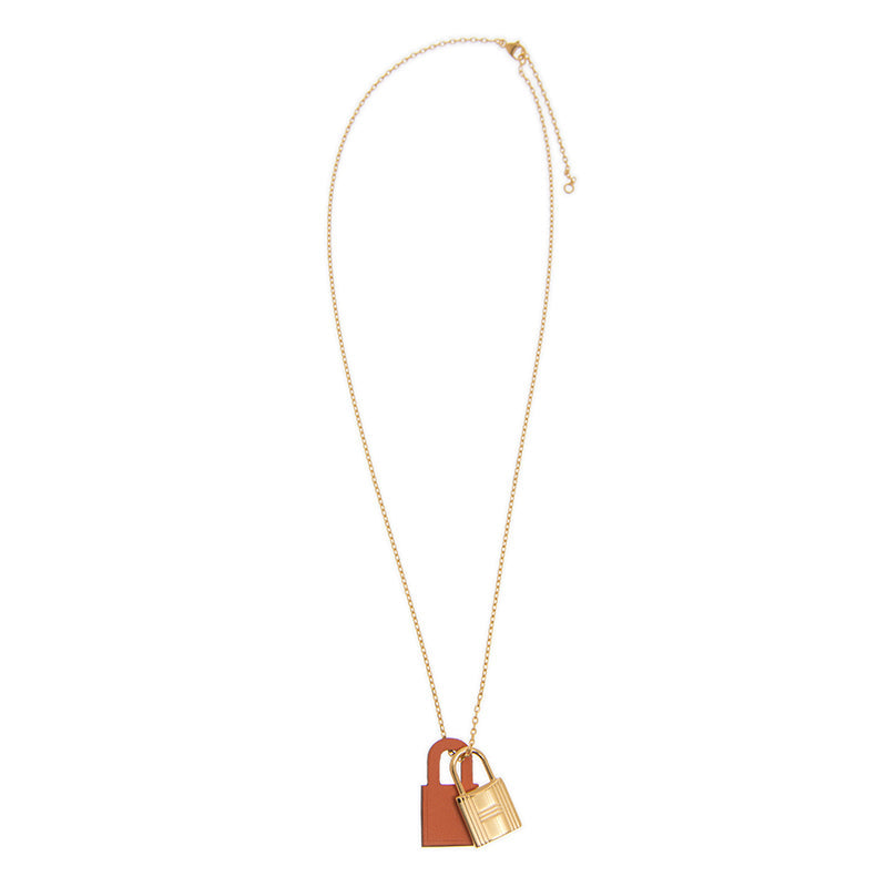 18K O'Kelly Orange Pendant Hermes Necklace