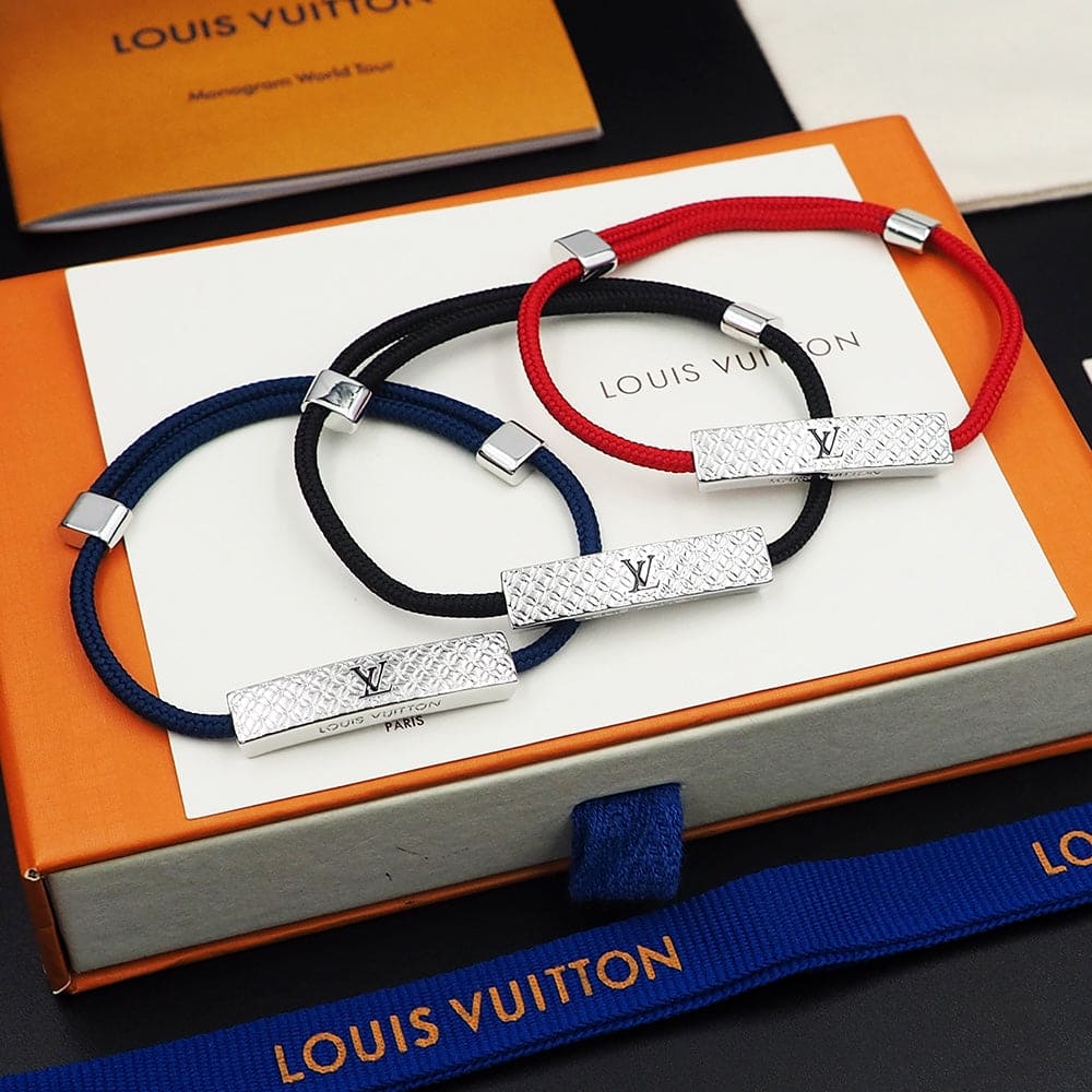 18K Louis Vuitton Champs Elys¨¦es Blue Bracelet
