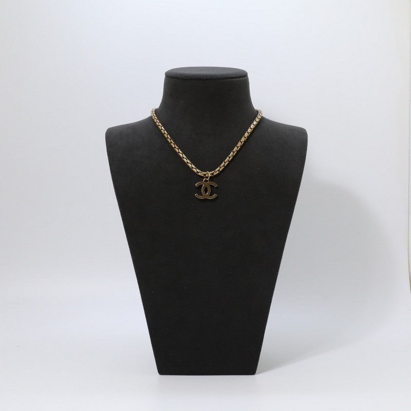 18K  Chanel Vintage Gold Choker Necklace