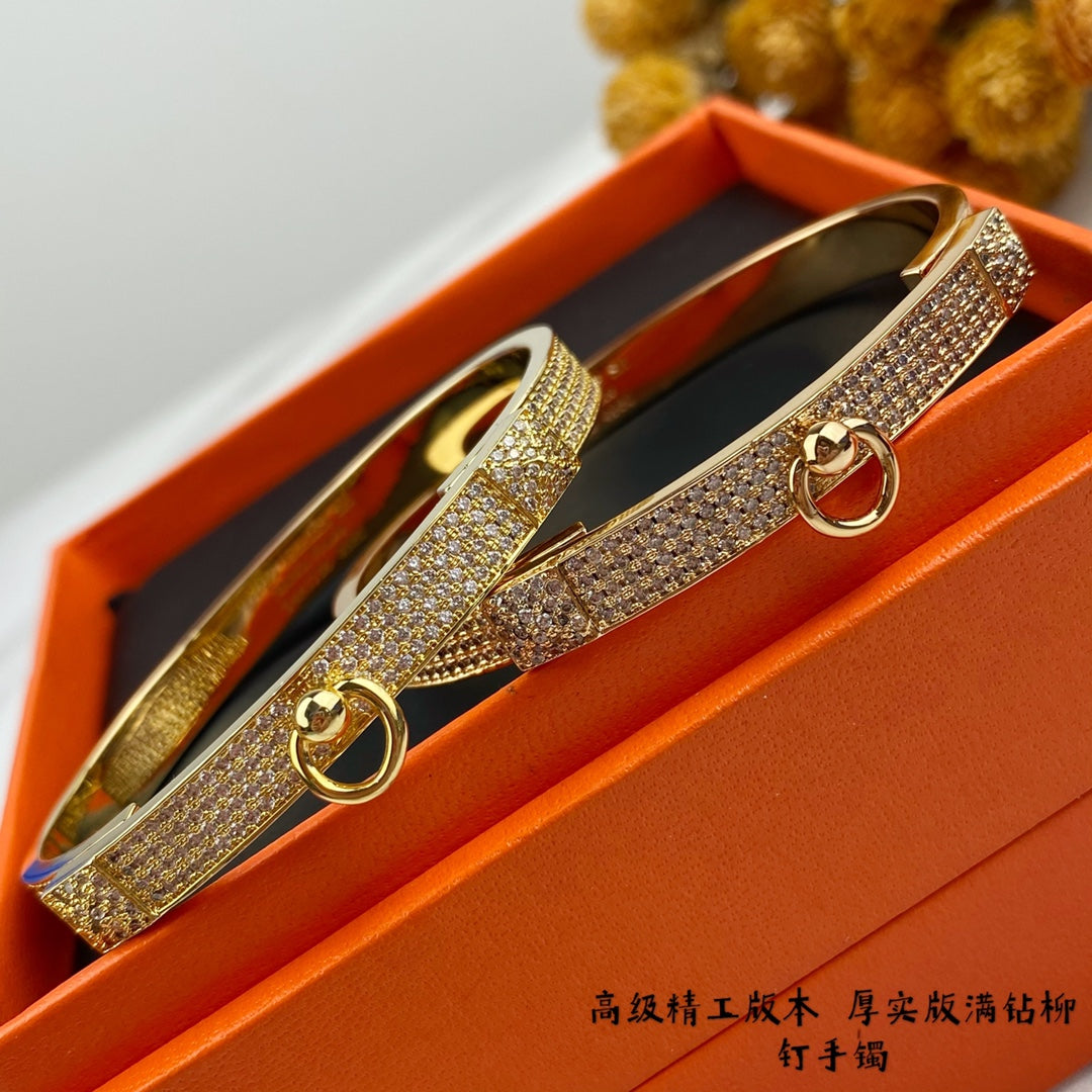18K Collier De Chien Diamond Hermes Bracelet