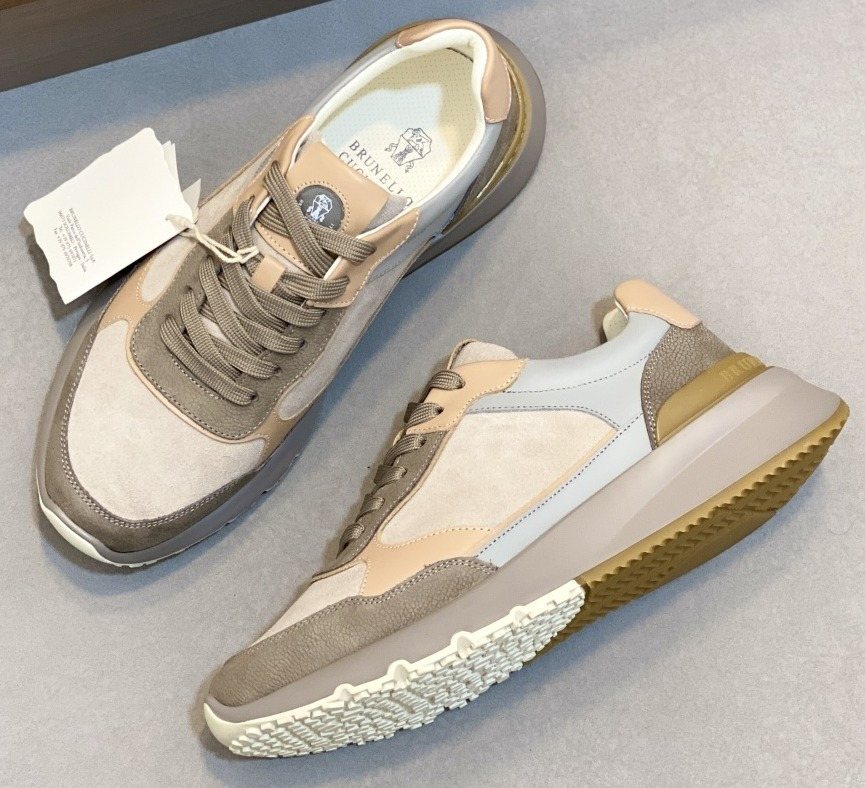 Brunello Cucinelli Cream and Gray Low-Top Sneakers — hero