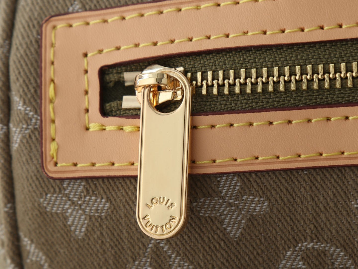 Louis Vuitton Monogram Twin-Pocket Denim Handbag — detail