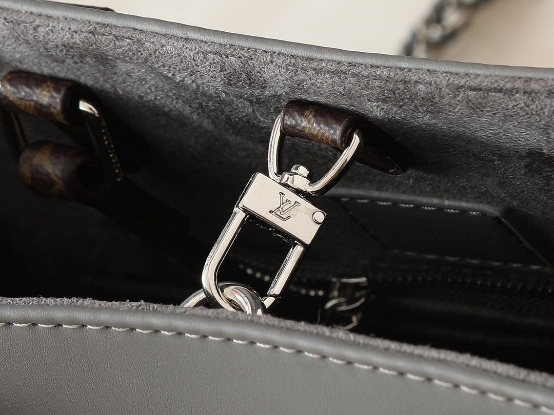 Louis Vuitton OnTheGo Gray Tote with Monogram Handles — detail