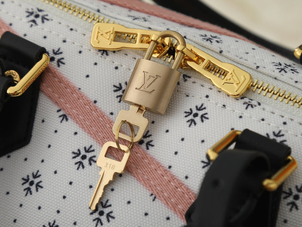 Louis Vuitton Speedy Soft Pink-Band Textile Handbag — detail