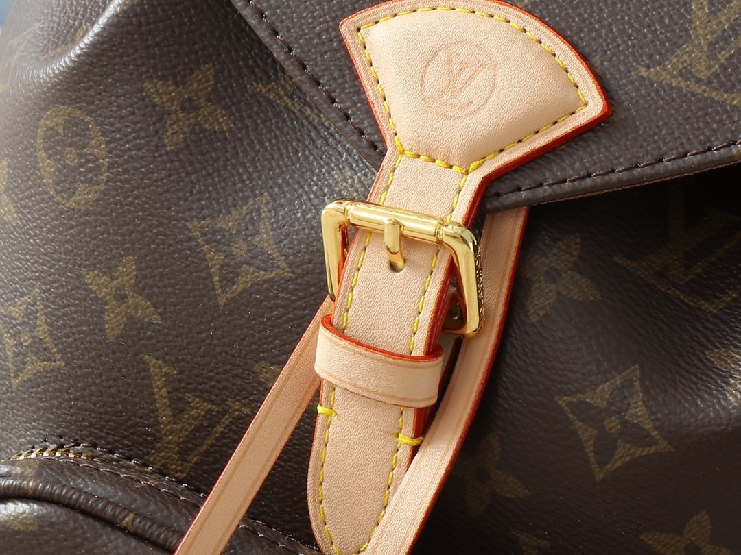 Louis Vuitton Montsouris Monogram Backpack — detail