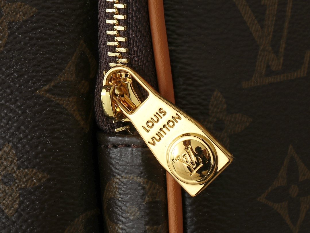 Louis Vuitton Montsouris Cargo Monogram Backpack — detail