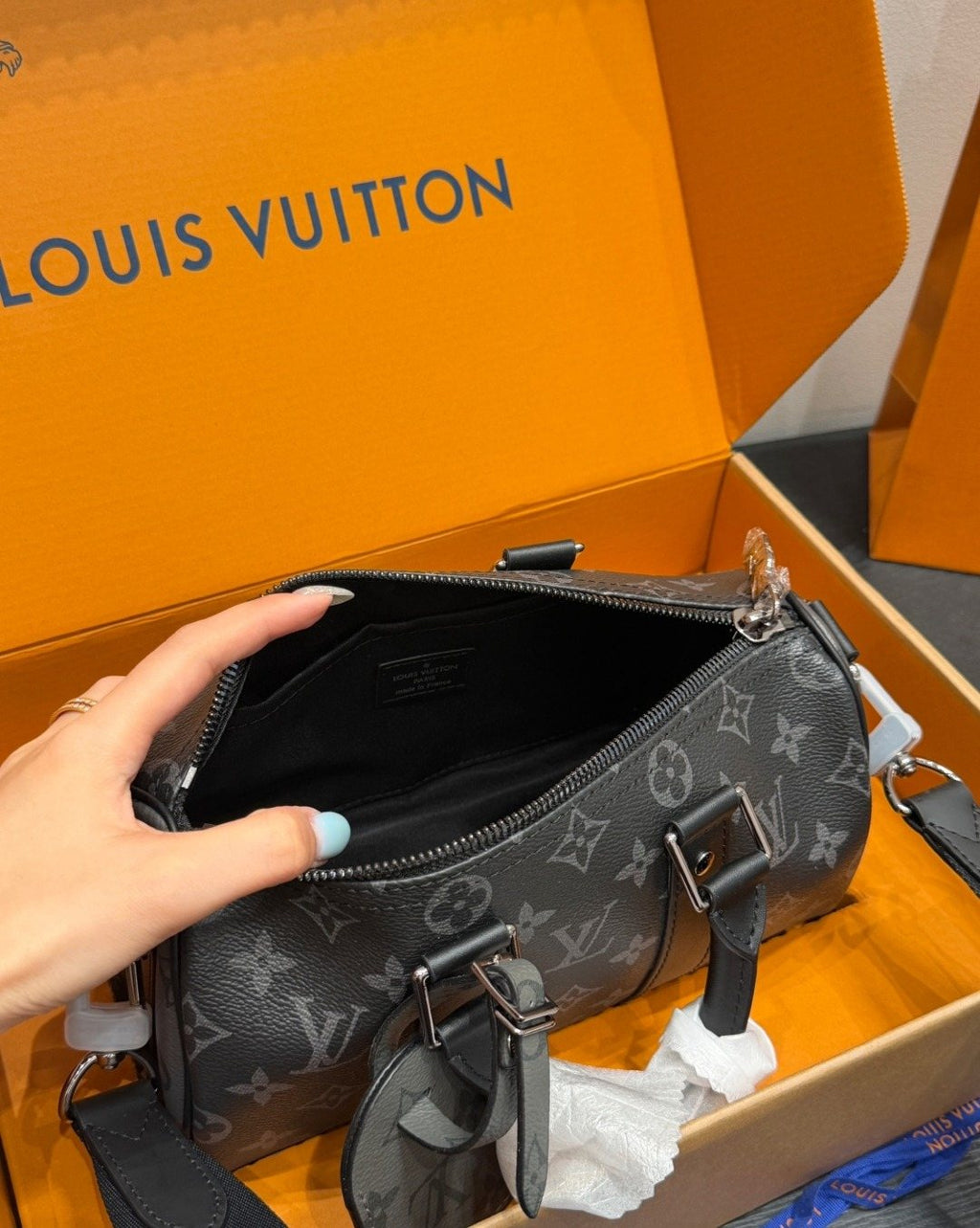 Louis Vuitton Keepall Black Monogram Duffel Bag — detail