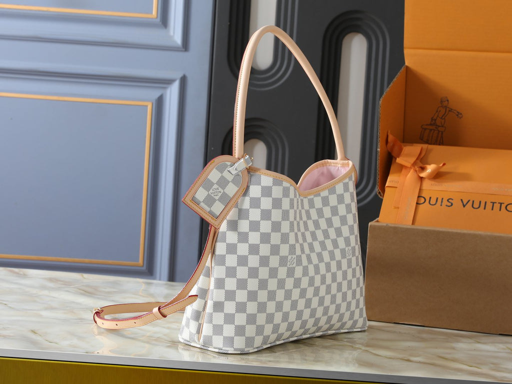 Louis Vuitton Graceful Shoulder Bag — side