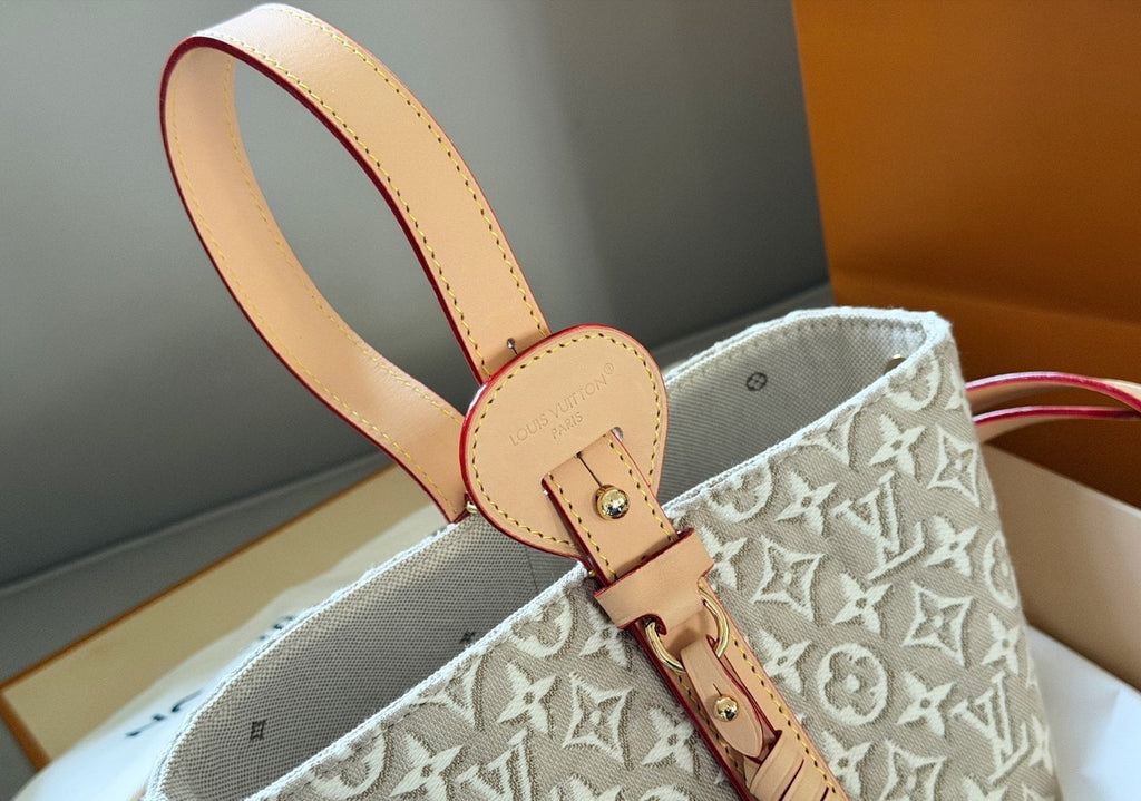 Louis Vuitton All In BB Monogram Bucket Bag — detail