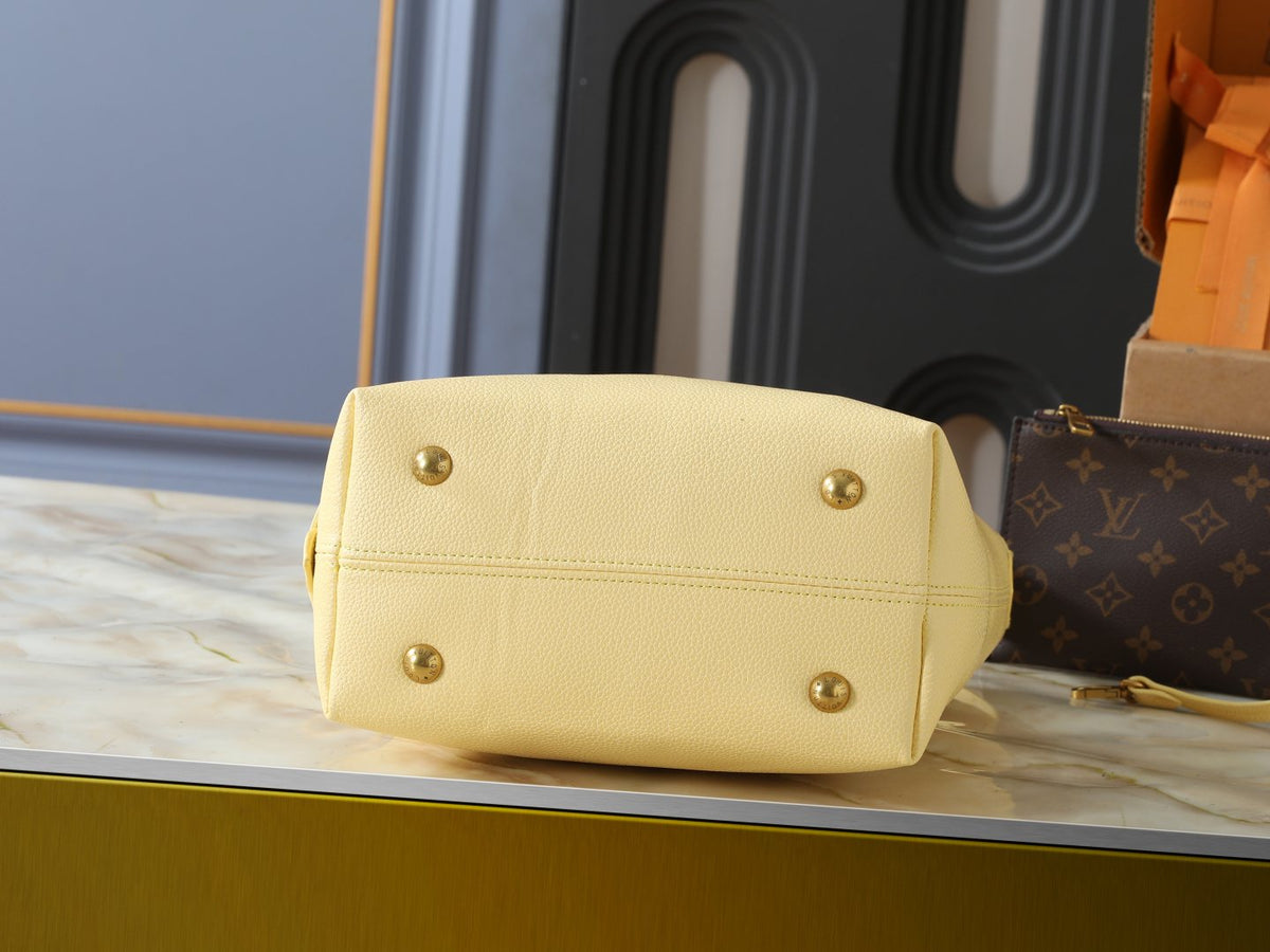Louis Vuitton Low Key Hobo Shoulder Bag — detail