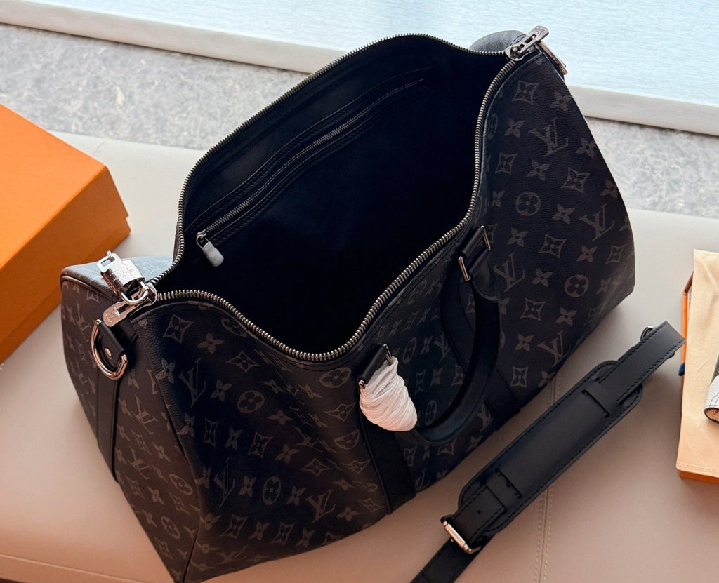 Louis Vuitton Keepall Black and Gray Monogram Duffel — detail