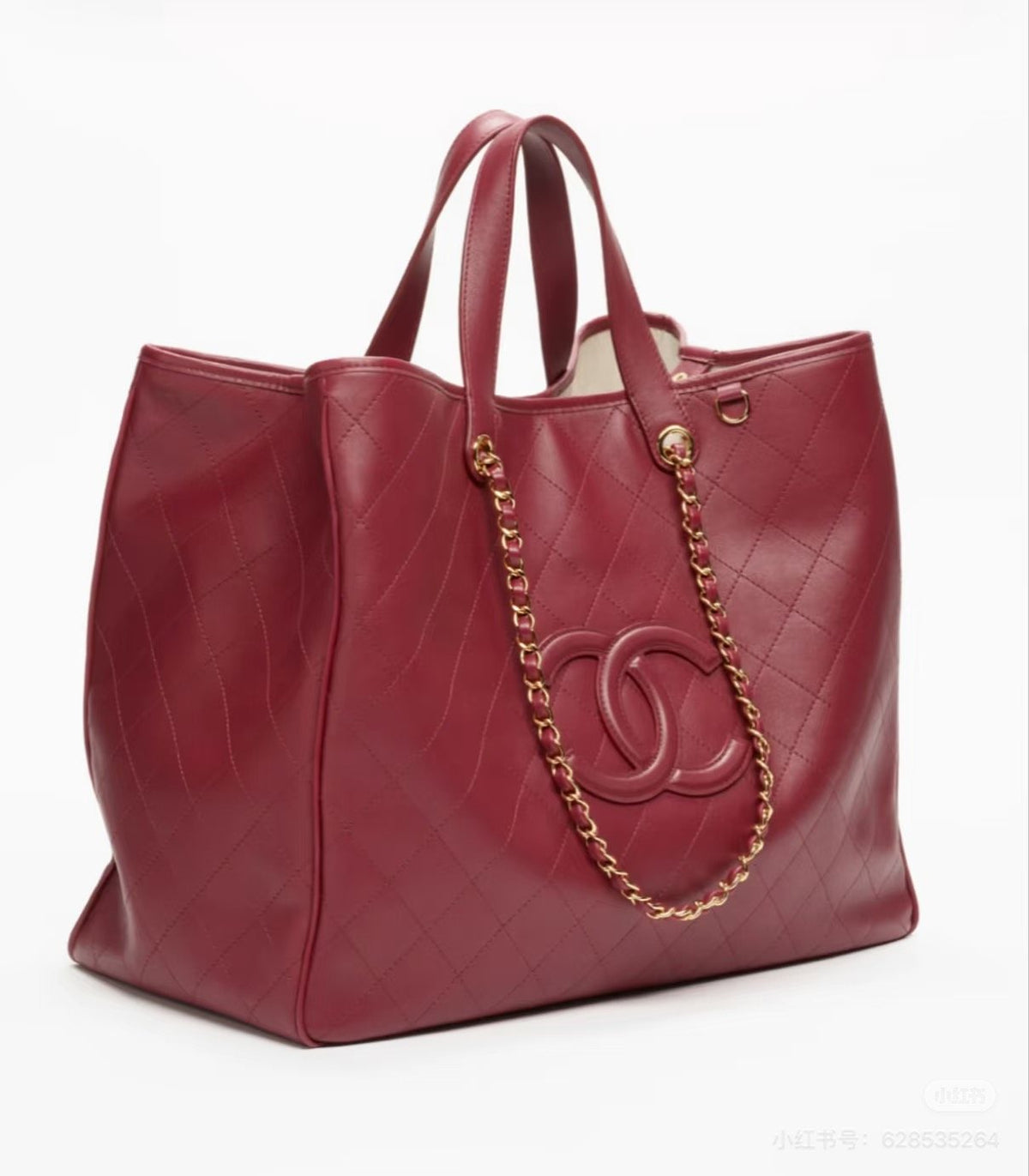 Chanel Diamond-Quilted Chain Tote — hero