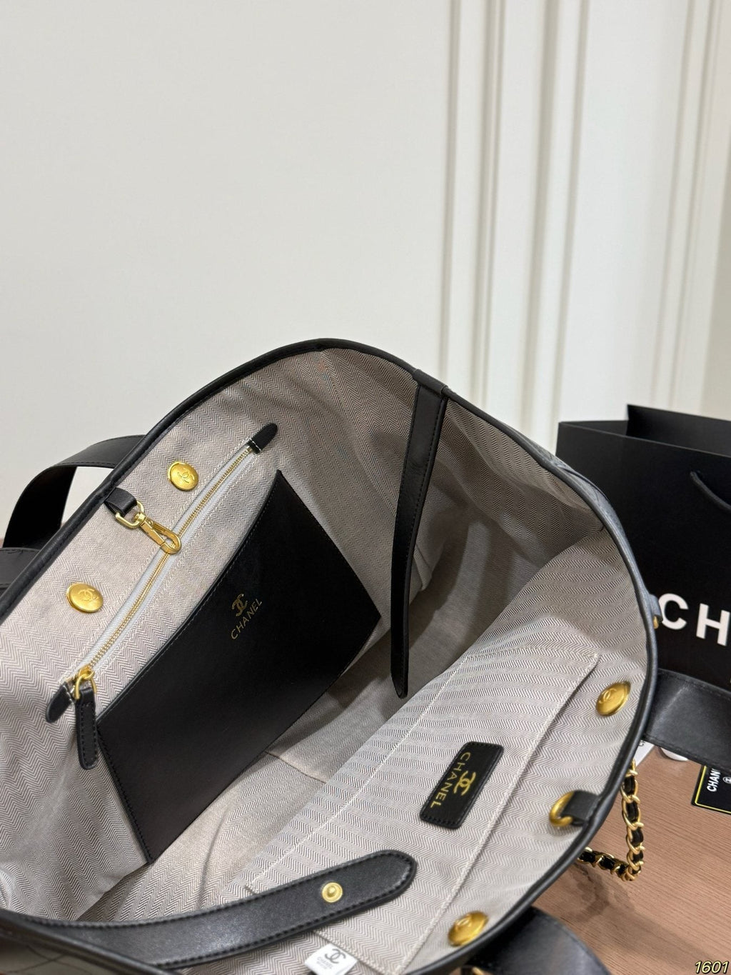 Chanel Diamond-Quilted Chain Tote — detail