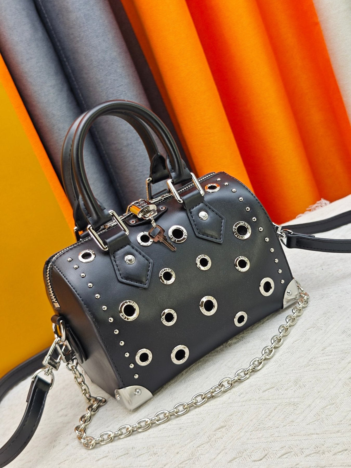 Louis Vuitton Speedy Trunk 20 Eyelet Handbag — front