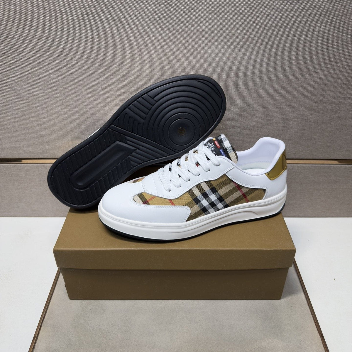 Burberry Plaid-Panel Low-Top Sneakers — side