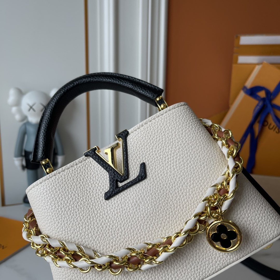Louis Vuitton Capucines Daydream Floral Chain Handbag — detail