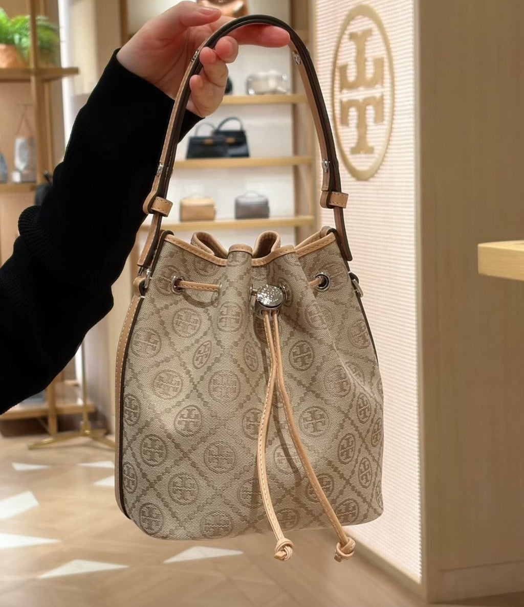 Tory Burch T Monogram Scalloped Bucket Bag — model