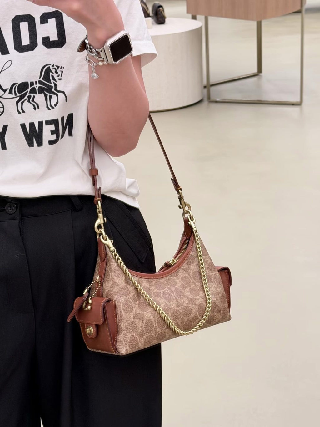 Coach Pocket Juliet Chain-Detail Shoulder Bag — hero