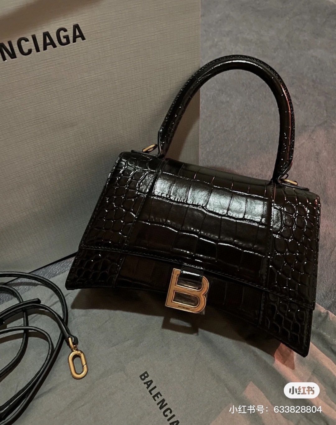 Balenciaga Hourglass Top-Handle Shoulder Bag — hero