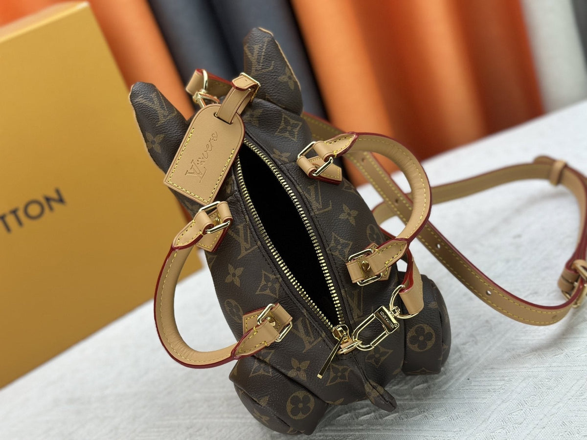 Louis Vuitton Pooch Bag Monogram Dog-Shaped Handbag — detail