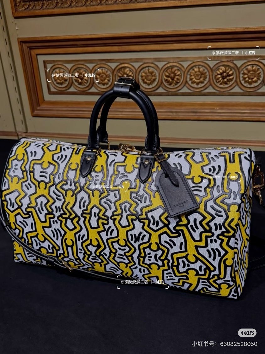Graphic Print Barrel Handbag with Black Handles — front