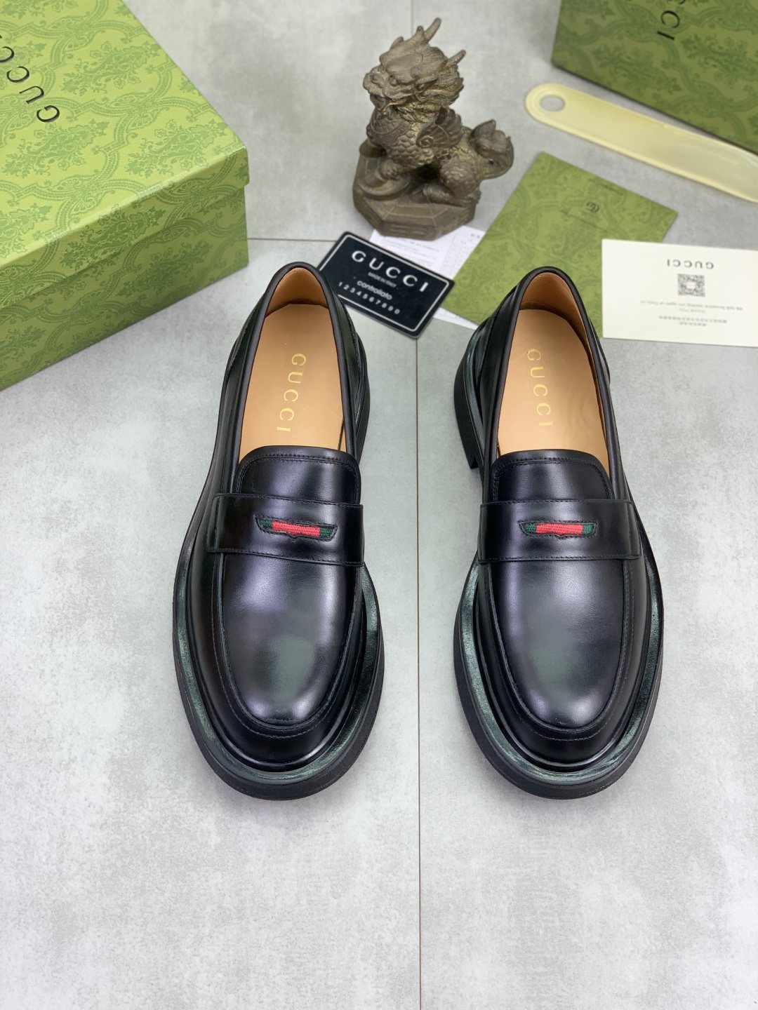 Gucci Black Loafers with Red and Green Accent — hero