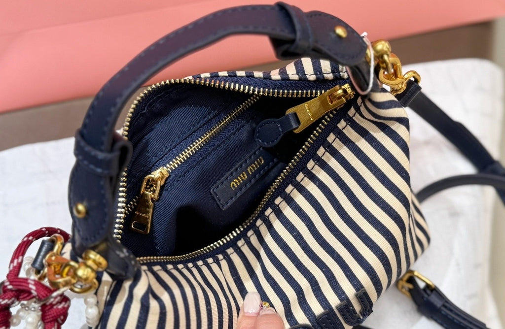 Miu Miu Mini Lunchbox Top-Handle Shoulder Bag — detail