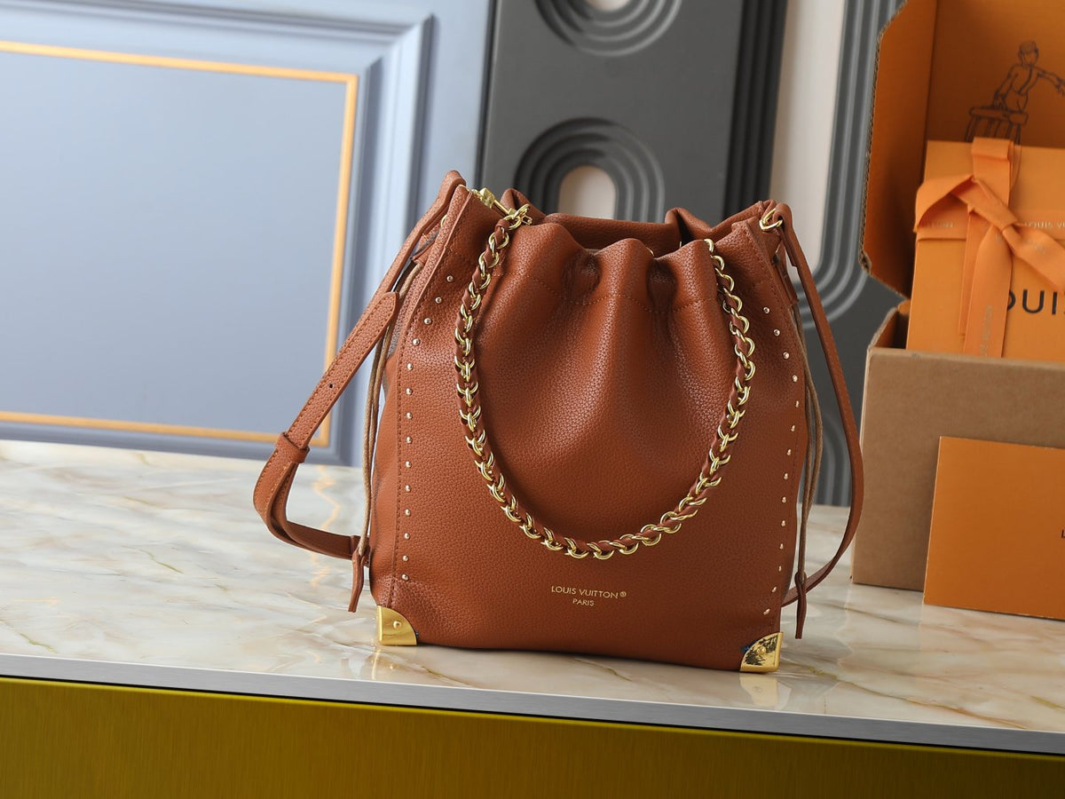 Louis Vuitton Noé Trunk Drawstring Bucket Bag — hero