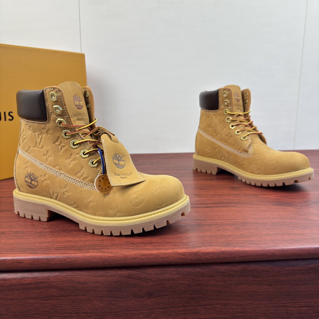 Men's Embossed Lace-Up Work Boots — hero