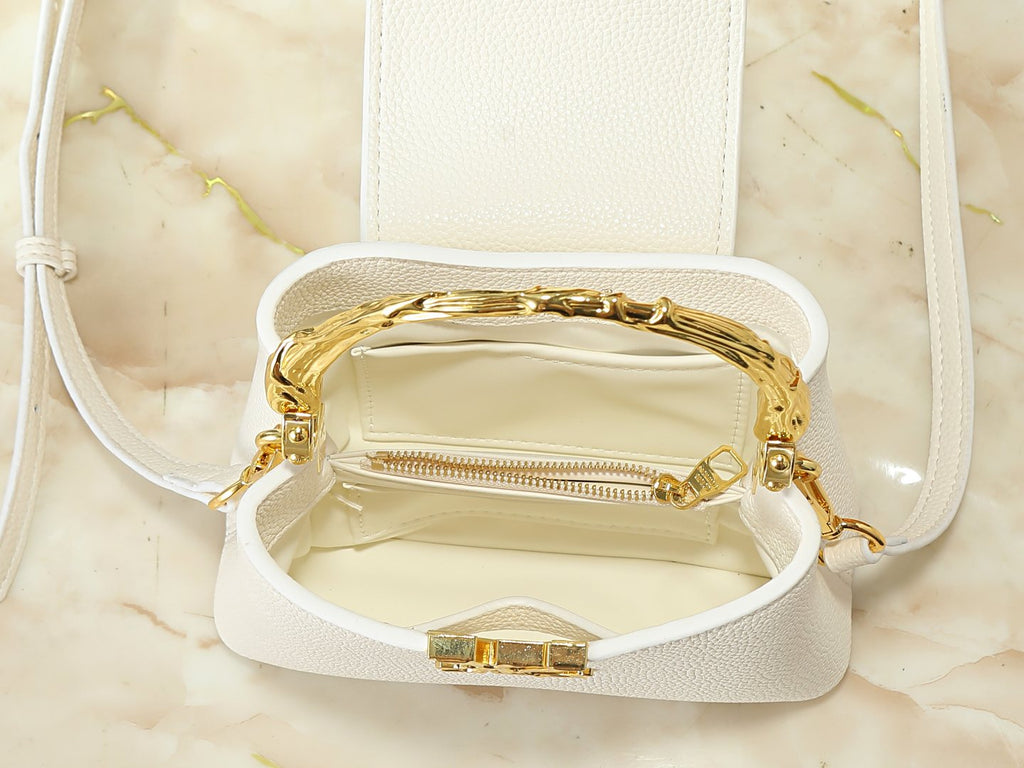 Louis Vuitton Acanto Capucines Top-Handle Bag — detail