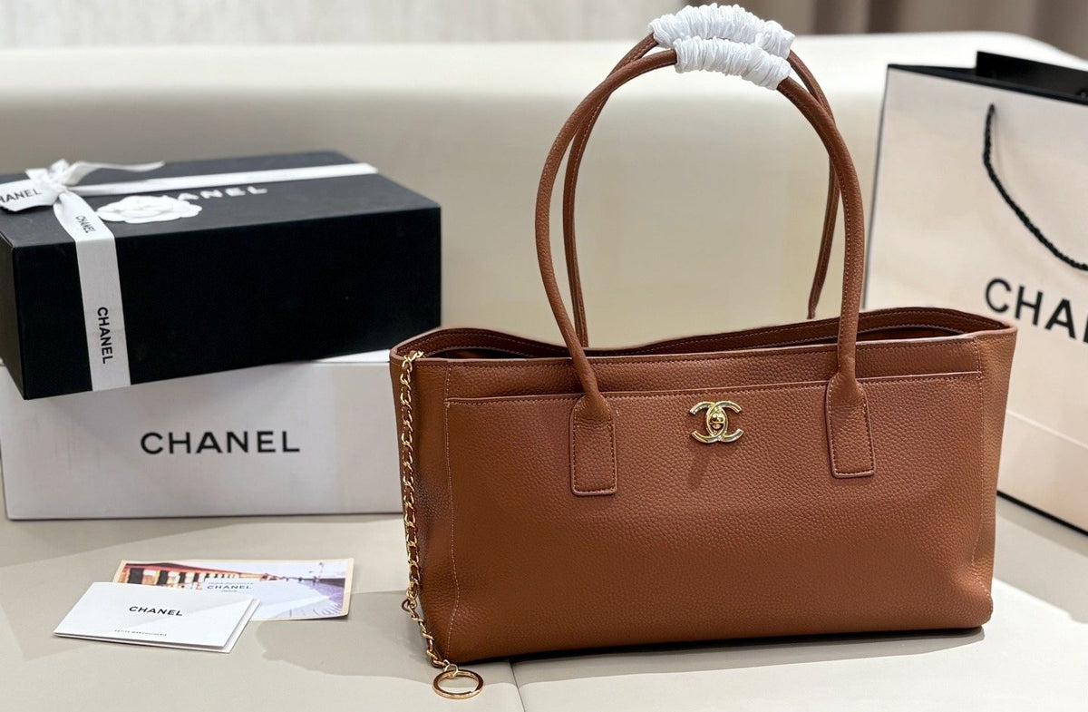 Chanel Cerf Textured Tote Bag — front