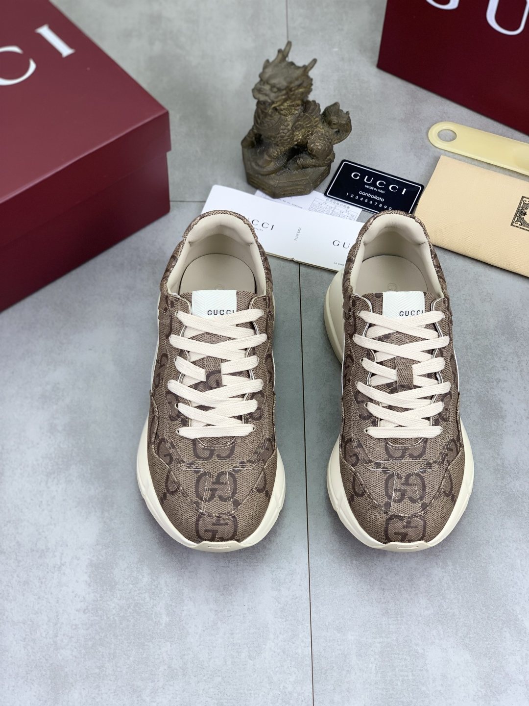 Gucci Patterned Chunky Sneakers — front