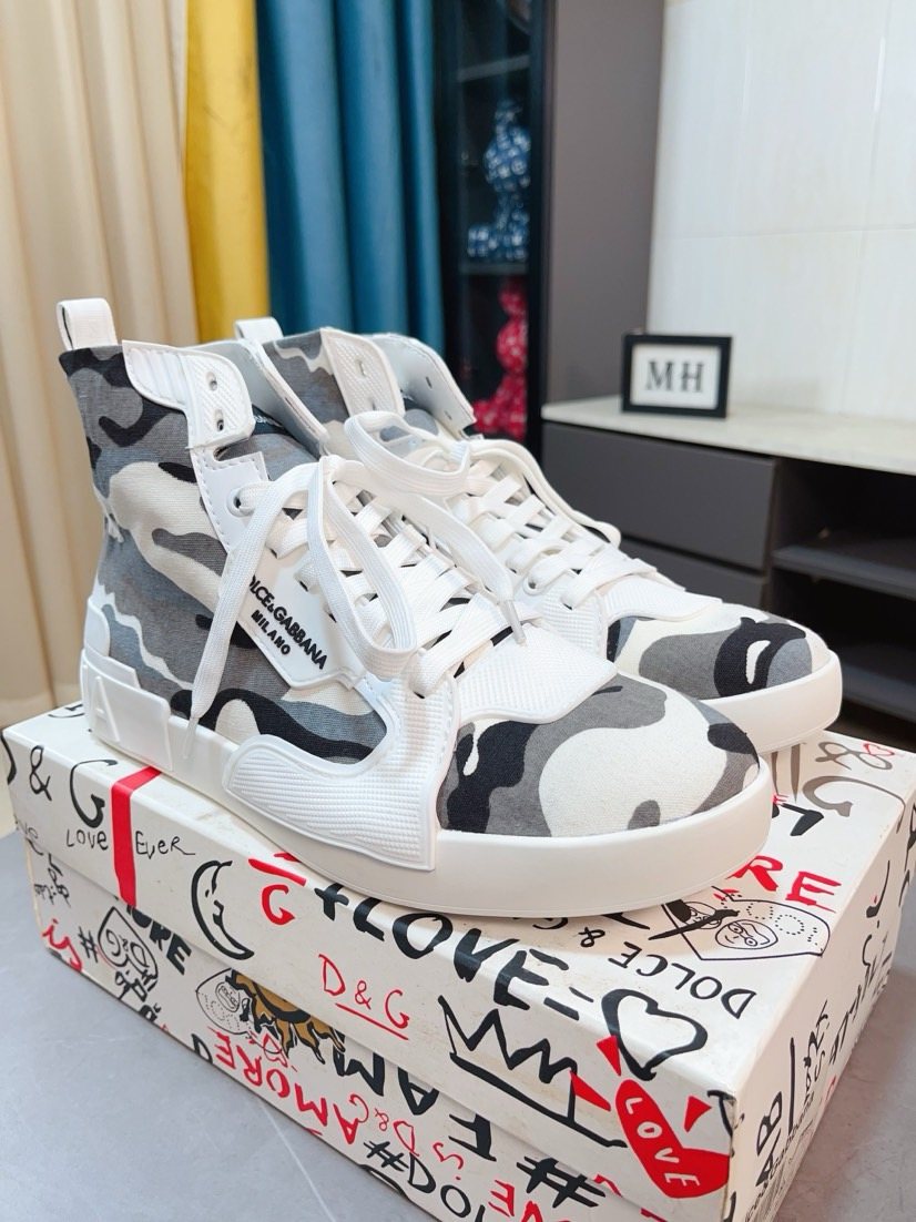Dolce & Gabbana Camouflage High-Top Sneakers — front
