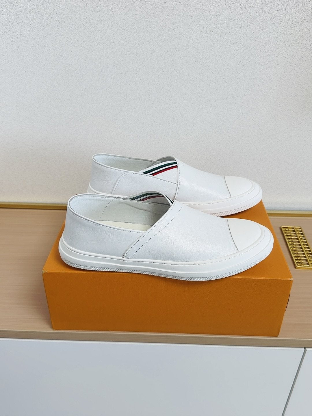 Gucci Toe-Cap Slip-On Shoes — front