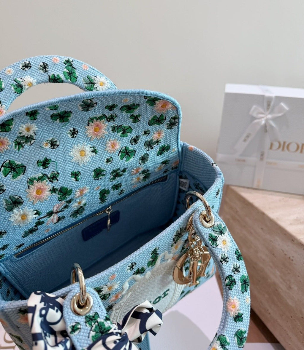 Dior Lady D-Lite Floral Embroidered Top-Handle Bag — detail