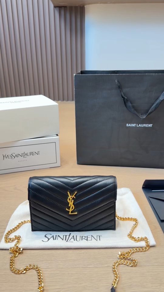 Saint Laurent Lou Lou Quilted Envelope Chain Bag — hero