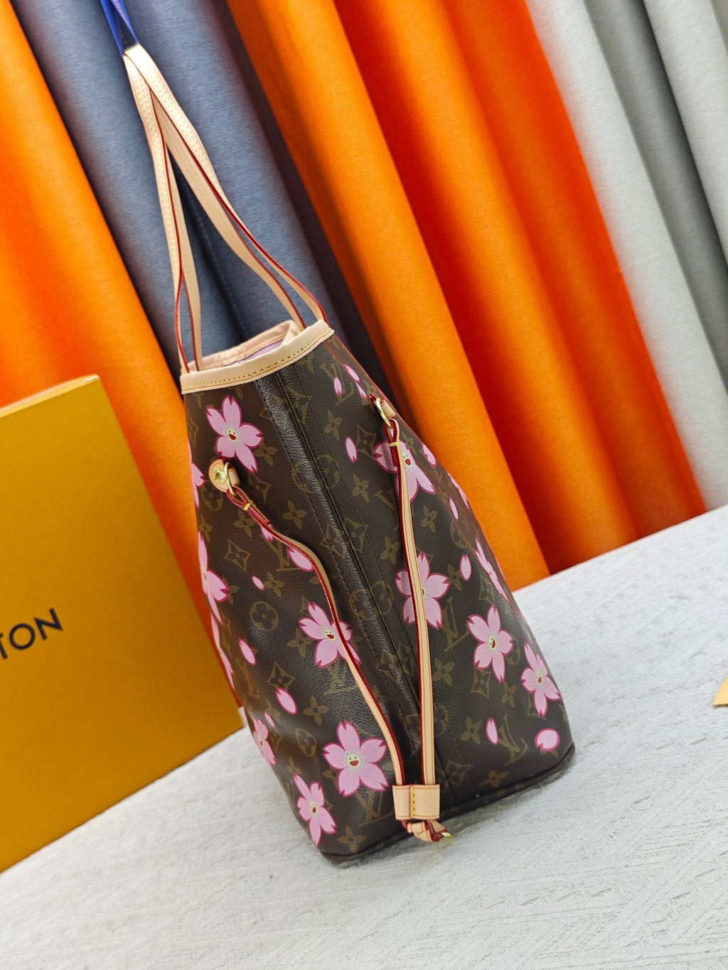 Louis Vuitton Neverfull Pink Floral Monogram Tote — side