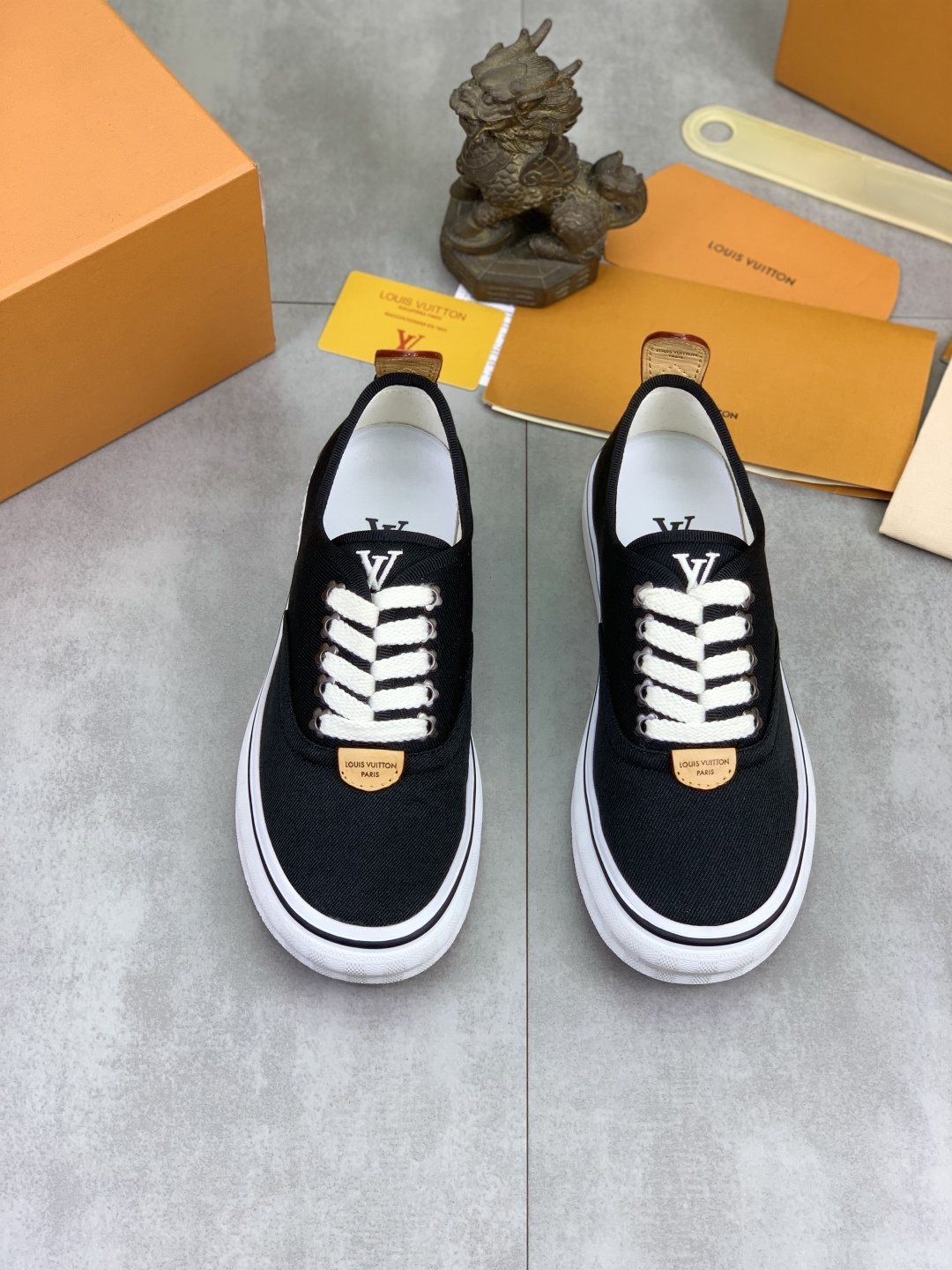 Louis Vuitton Textured Low-Top Sneakers — front