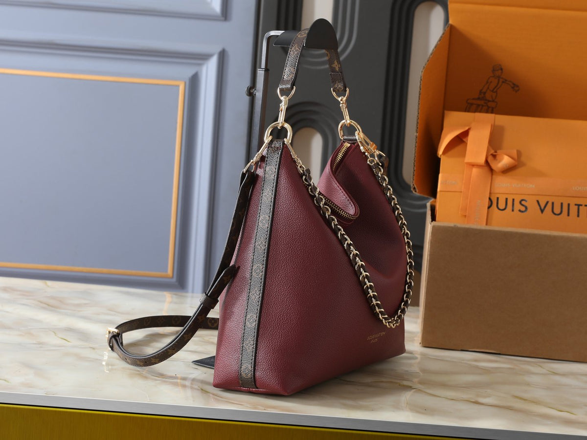 Louis Vuitton Multipass Chain Shoulder Bag — side