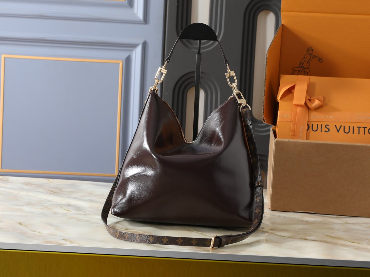 Louis Vuitton Multipass Chain Shoulder Bag — back