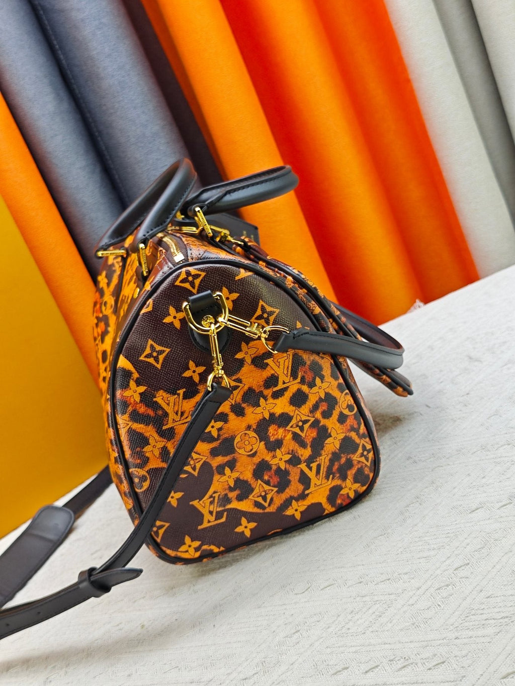 Louis Vuitton Speedy Bandoulière Animal-Print Satchel — side