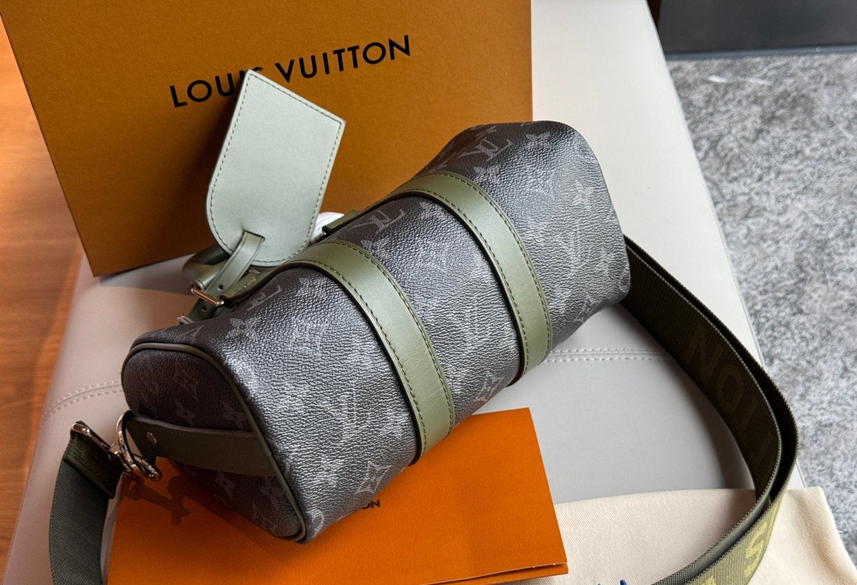 Louis Vuitton Keepall Monogram Duffel Bag with Olive Trim — detail