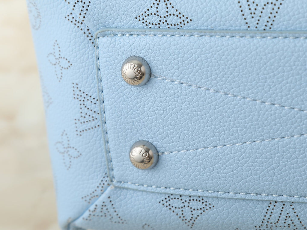 Louis Vuitton Mahina Hand It All Shoulder Bag — detail