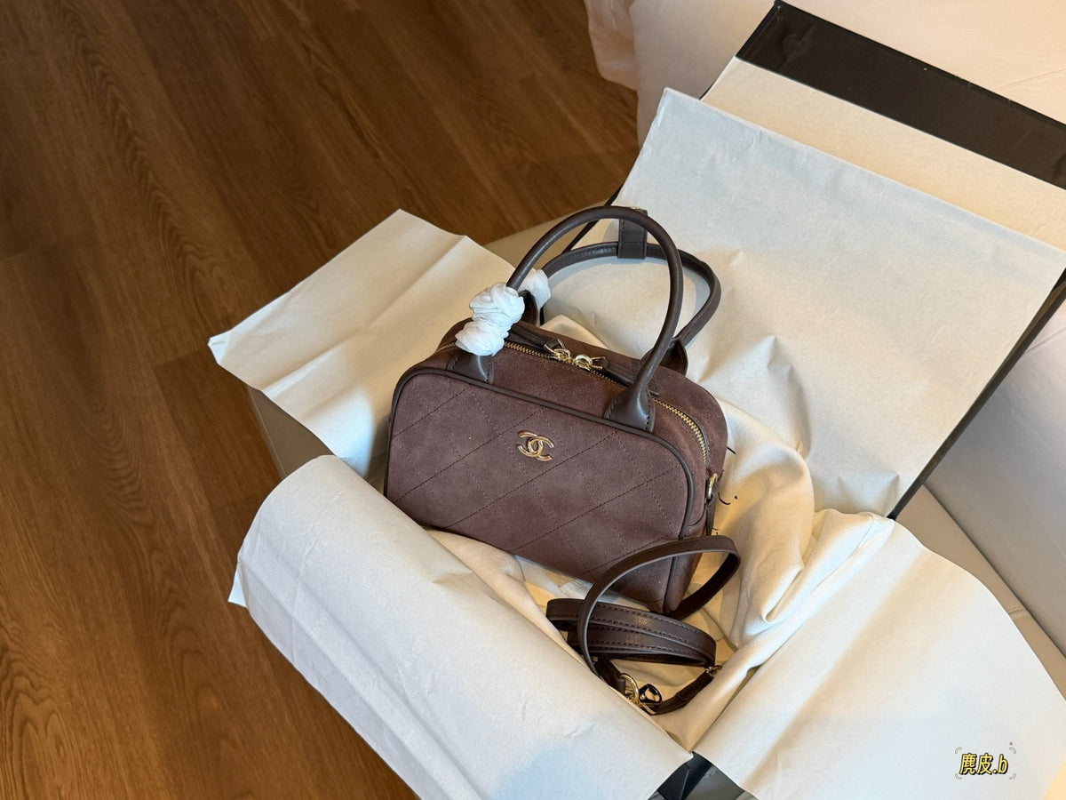 Chanel Diamond-Pattern Bowling Bag — hero