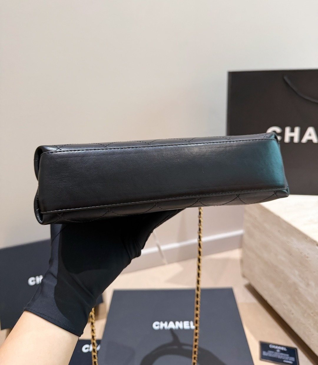 Chanel Diamond-Quilted Integrated-Handle Hobo Bag — detail