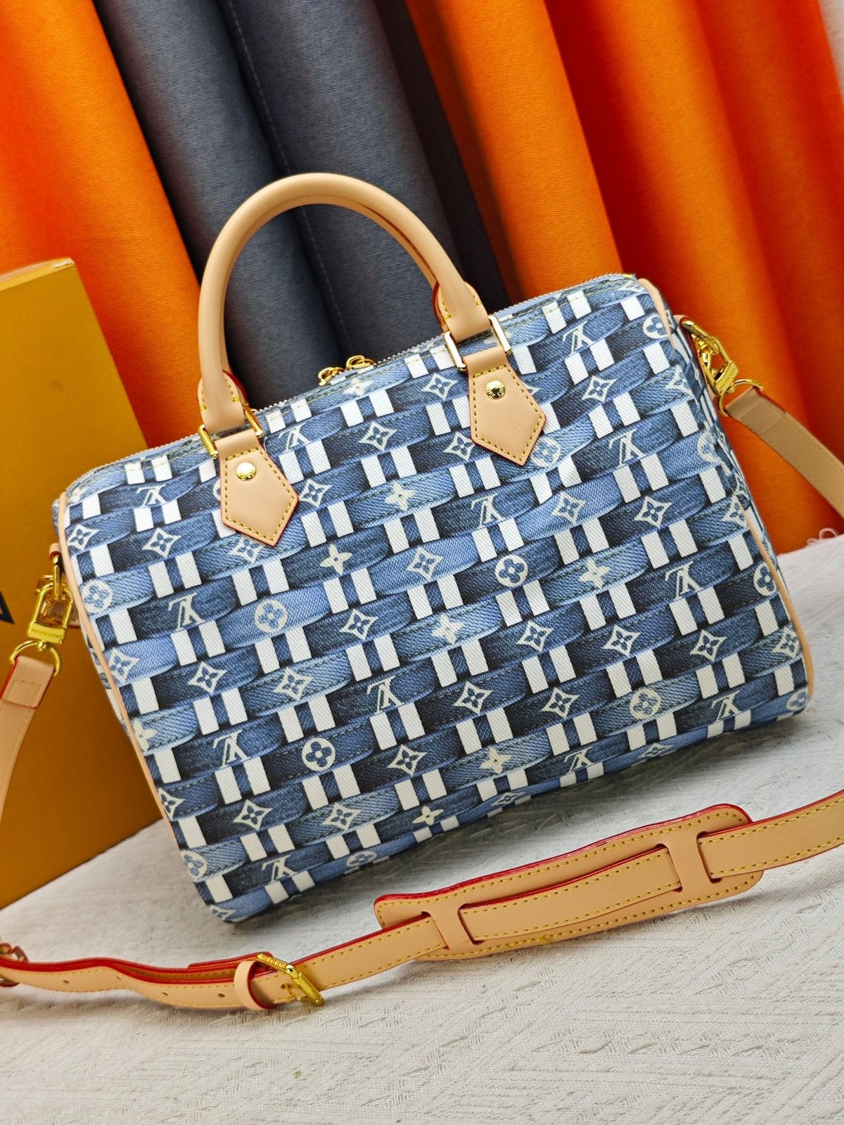 Louis Vuitton Speedy Bandoulière Monogram Bowling Bag — back