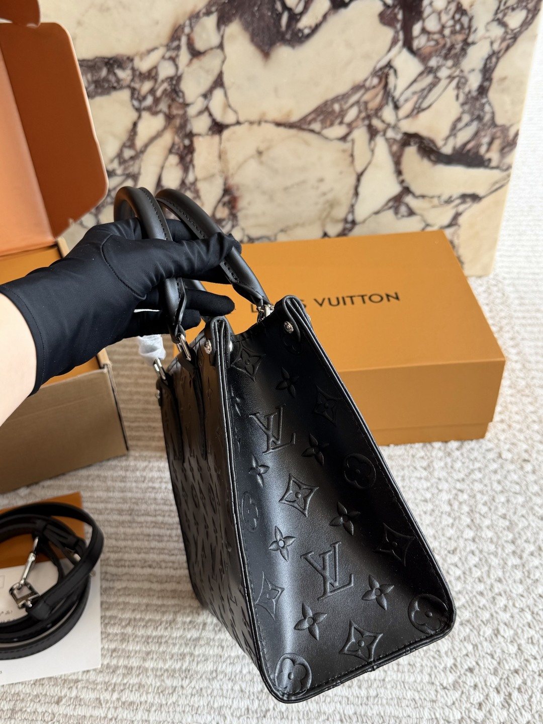 Louis Vuitton OnTheGo Chain-Detail Tote — side