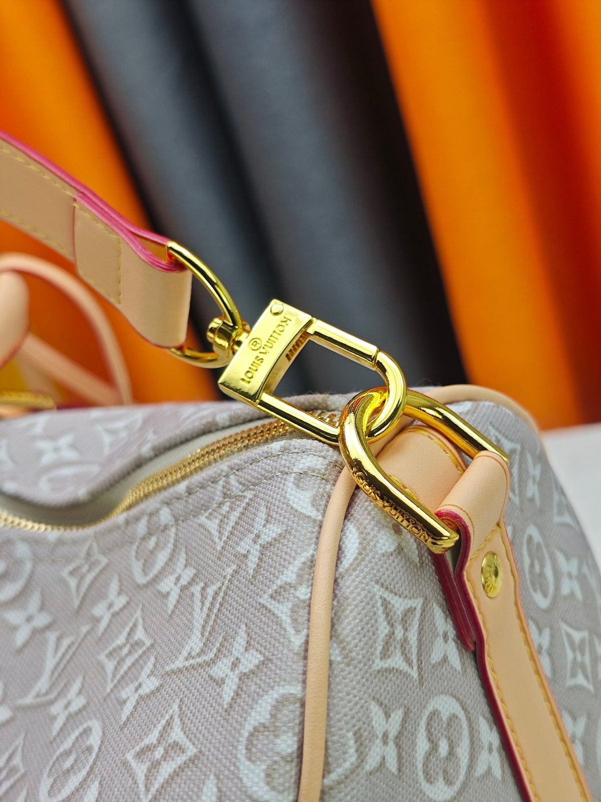 Louis Vuitton Keepall Bandoulière Monogram Duffel Bag — detail
