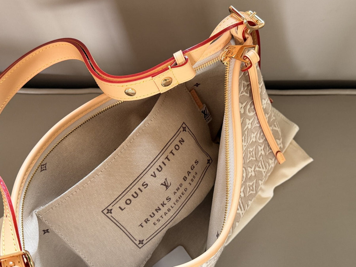 Louis Vuitton Carryall Monogram Jacquard Shoulder Bag — detail