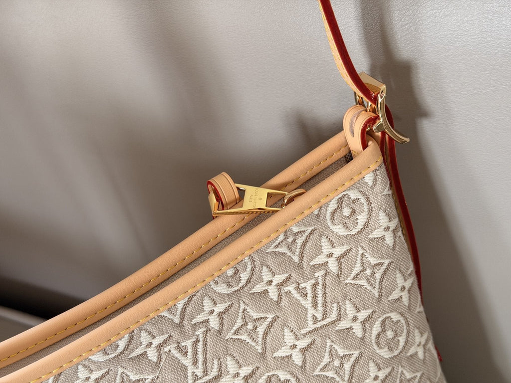 Louis Vuitton Carryall Monogram Jacquard Shoulder Bag — detail